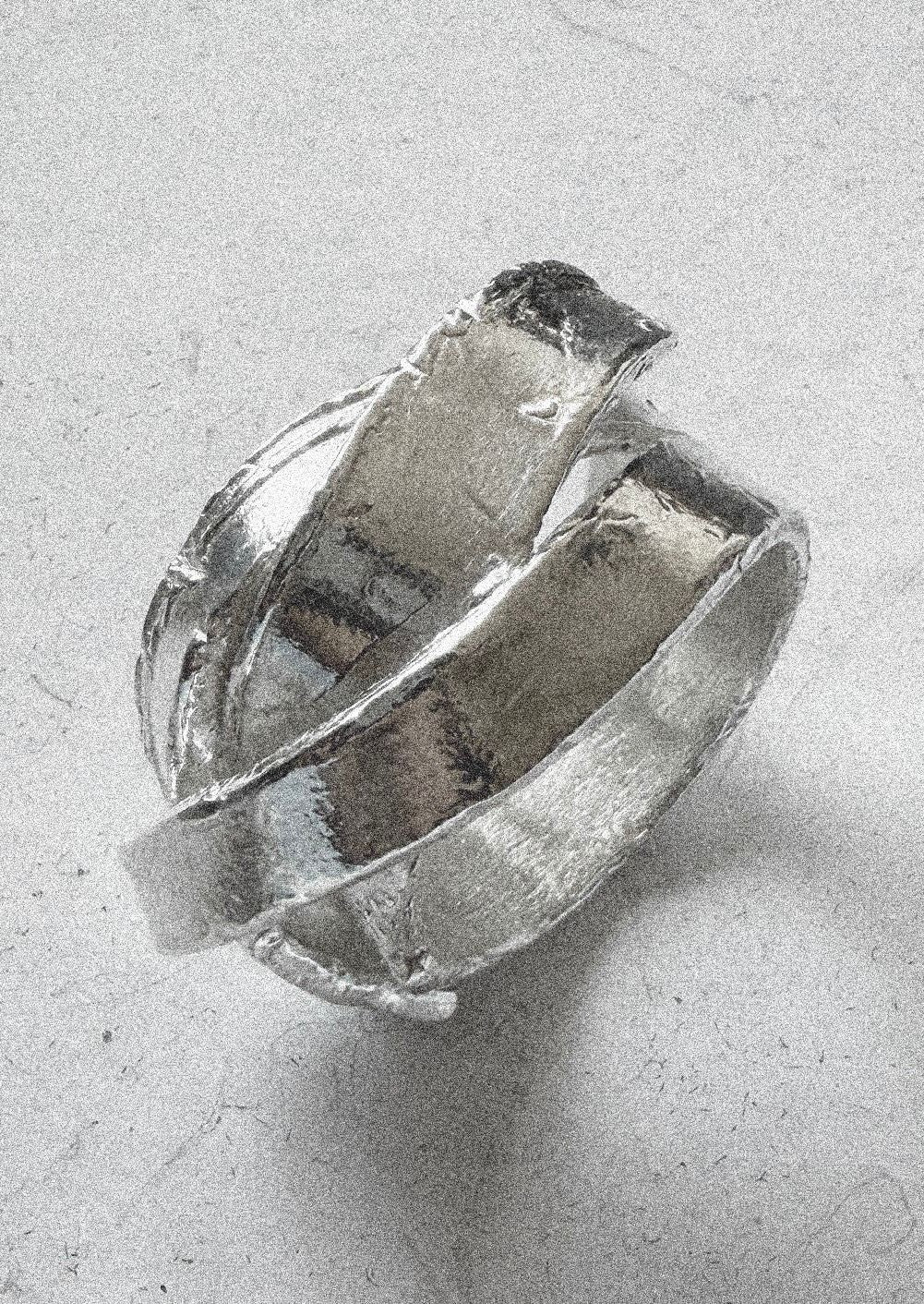 Amulets of the Territory - anillo de plata terminado
